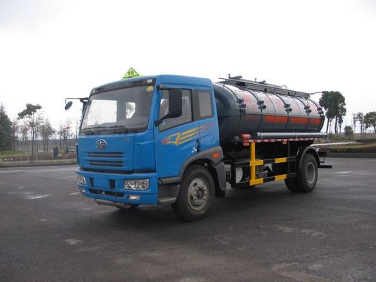 136kw 12000L 4x2 Liquid Tank Truck Storage Isoprene Steel / Aluminum