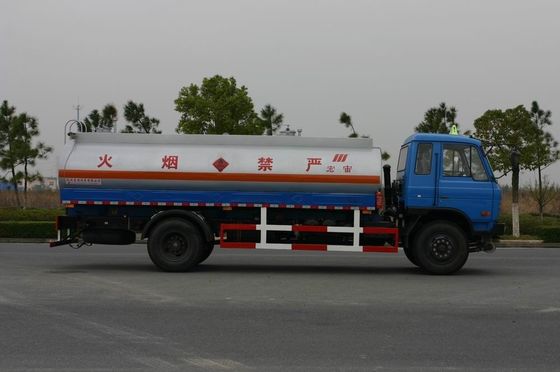 Professional Oil Tank Truck Dongfeng 12600L 4x2 , 150 - 250hp Tanker Logistics