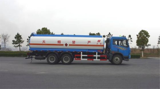 Faw 6x4 220HP Carbon Steel Gasoline Delivery Truck , Crude Oil Truck