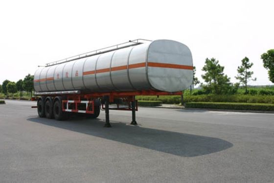40800L 3x13T Fuwa Axle Insulated Liquid Oil Tank Trailer Truck for Chemical Delivery