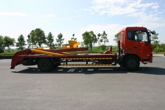 Dong Feng 4x2 Dry Bulk Truck Transport Bulk Cement Powder Truck 1800 - 2500mm