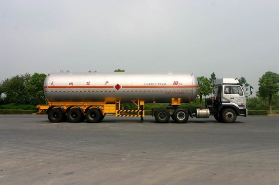 Carbon Steel Liquefied Petroleum Gas Tanker Truck 3x13T FUWA Axles 58300L for LPG delivery
