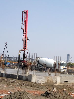 6x4 Mobile 37m Concrete Pump Truck with Germany Rexroth Hydraulic System