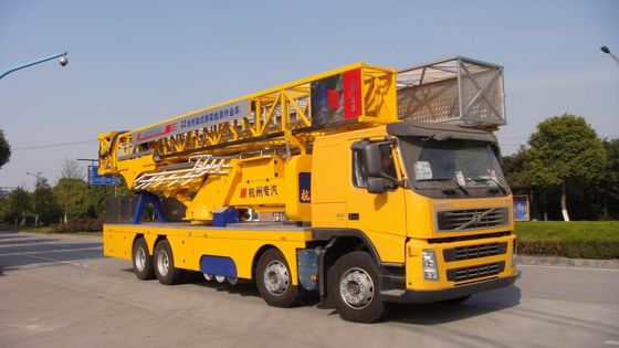 VOLVO Engines Bridge Inspection Equipment Remote Control / Cab , 8x4 Drive Type